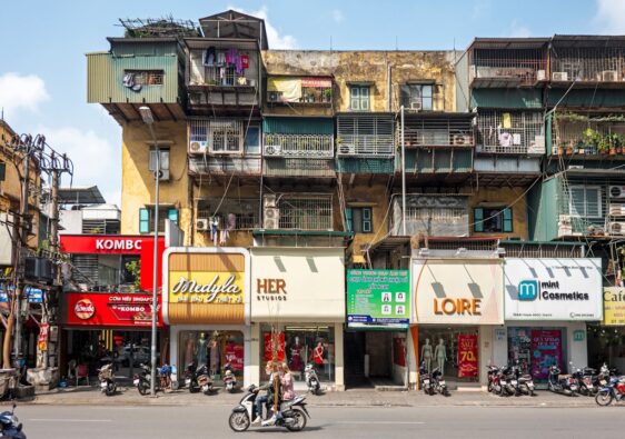 Frisse lucht in huis door regelmatig je airco filter schoon te maken
