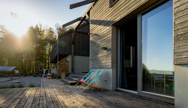 Screens op zonne-energie als slimme zonwering voor je woning