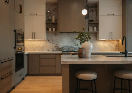 Zo creëer je rust in een landelijke keuken binnen een modern huis